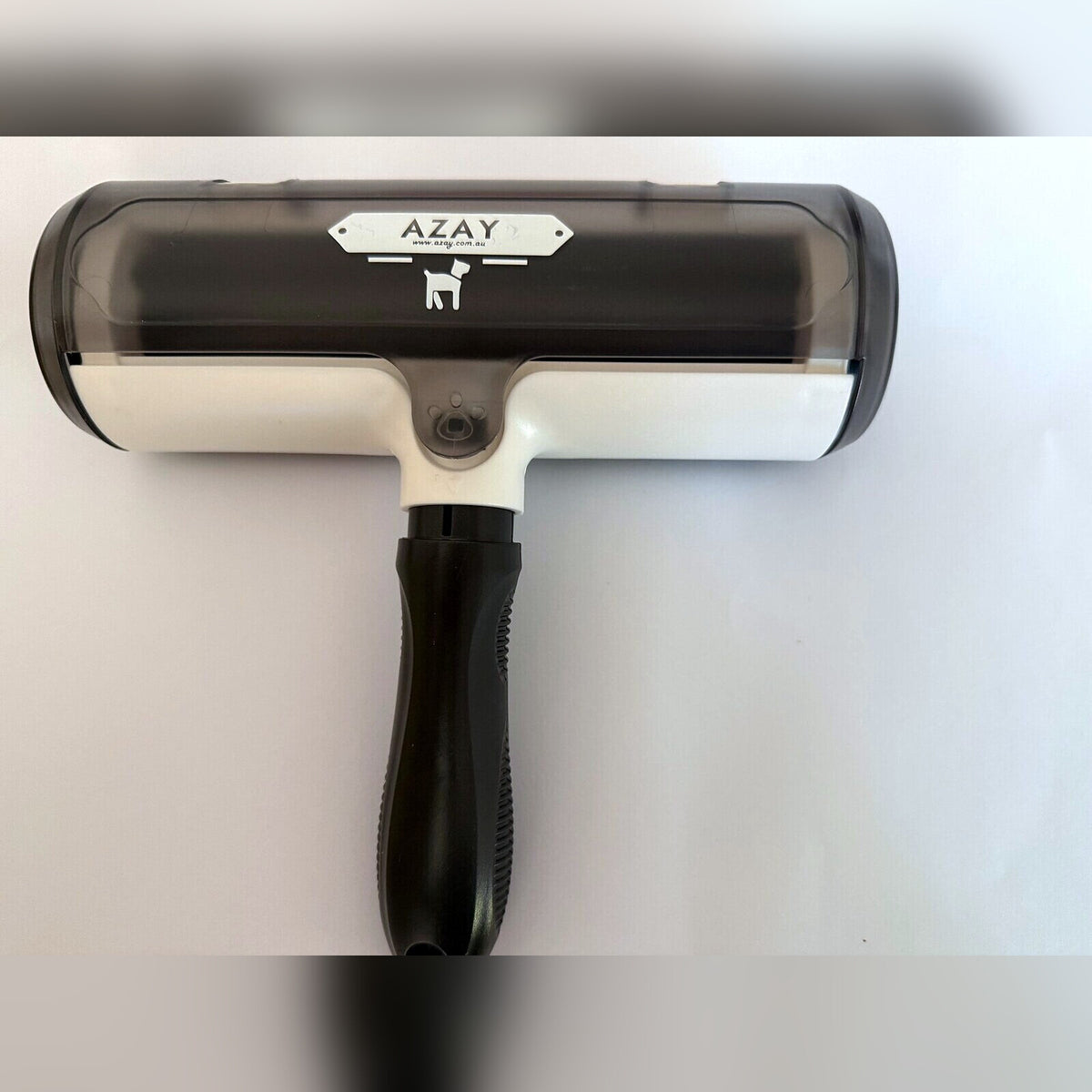 AZAY reusable electrostatic pet hair remover roller in Black