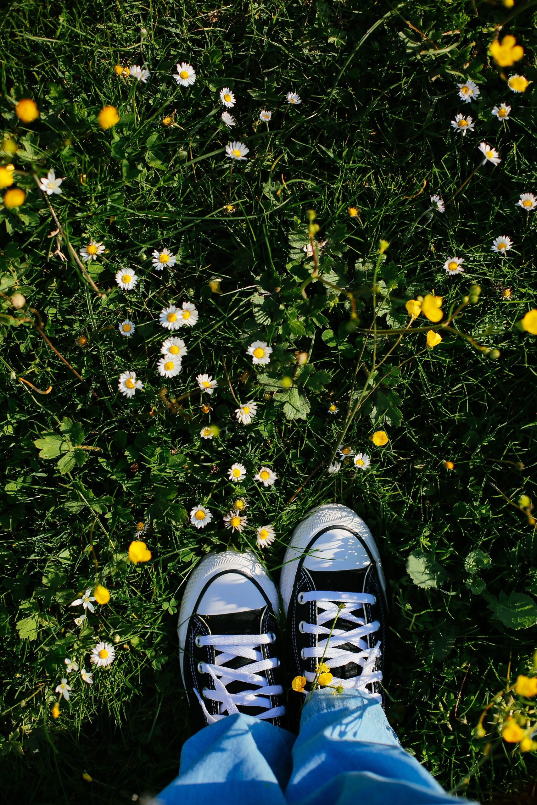 feet-smelling-like-vinegar-may-be-sign-of-diabetes-healthshots