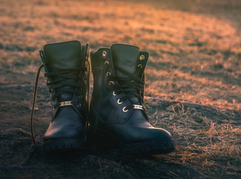 How to Safely Remove Steel Toe Caps?